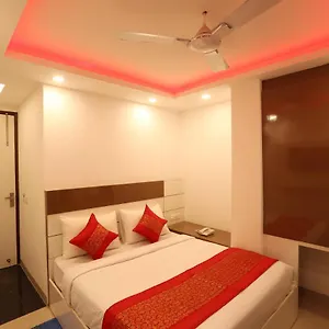 3* Hotel Sky At Airport